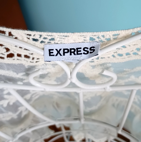 EUC Express Ivory Lace Tank Top - Picture 6 of 7